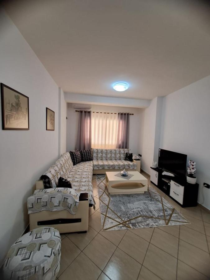 Rikardo Apartament Apartment Vlore Exterior photo